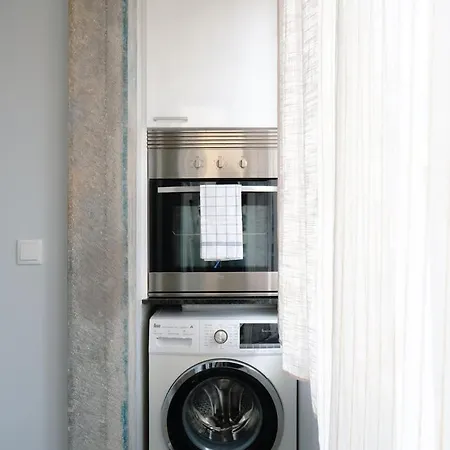 Charming Duplex In Graca | By Airnest Апартаменты Лиссабон