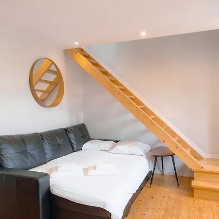 Апартаменты Charming Duplex In Graca | By Airnest Лиссабон